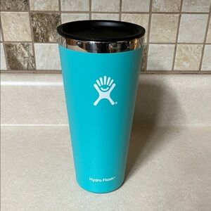 Hydro Flask 32 oz Aqua Tumbler